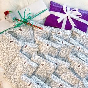 Poshmark Turns 7 Posh Posh N Sip Favors